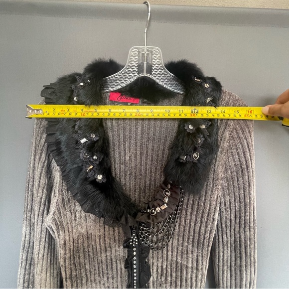 CARINA SZ Medium faux fur bedazzled cardigan with chain, ruffle and bead details - Picture 7 of 12